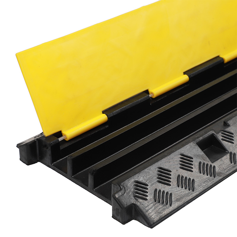 Сверхпрочная рампа для защиты кабеля, модульная резиновая защита с желтыми полосами безопасности, крышка для дорожных проводов